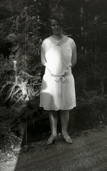 Okänd flicka, 1928.